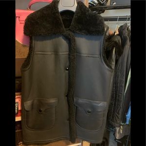 Coach Reversible Shearling Leather Vest size (M)